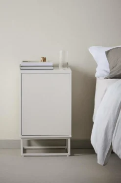 LYCKEBY Sängbord