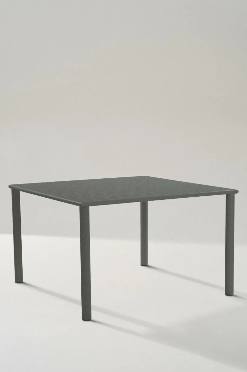 MENTON Matbord 120x120 Cm