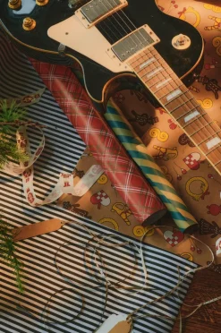 RANDY Presentpapper - Längd 10 Meter