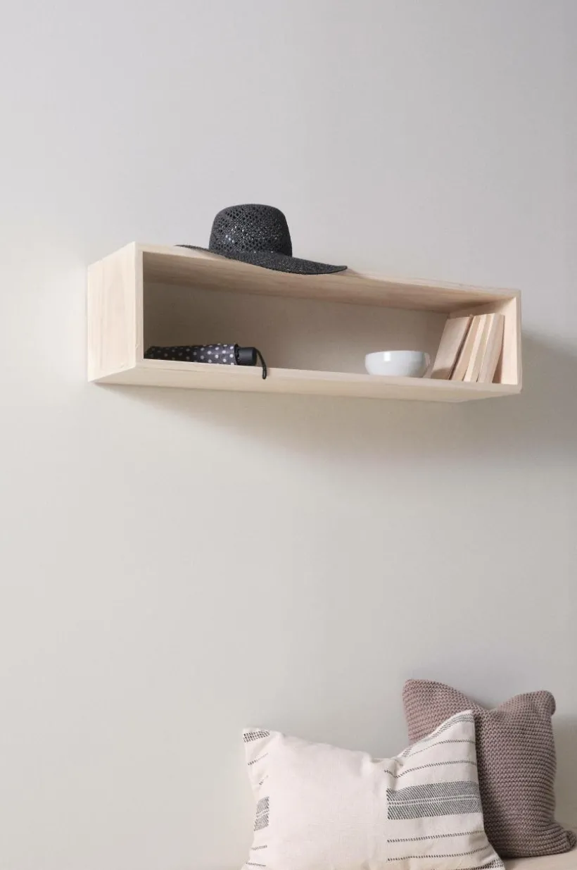 REYKJAVIK Vägghylla